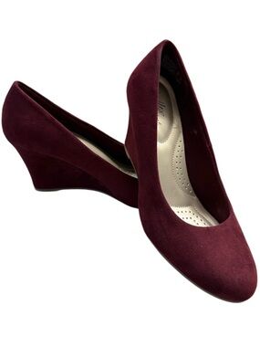 DEXFLEX COMFORT SUEDE WEDGES